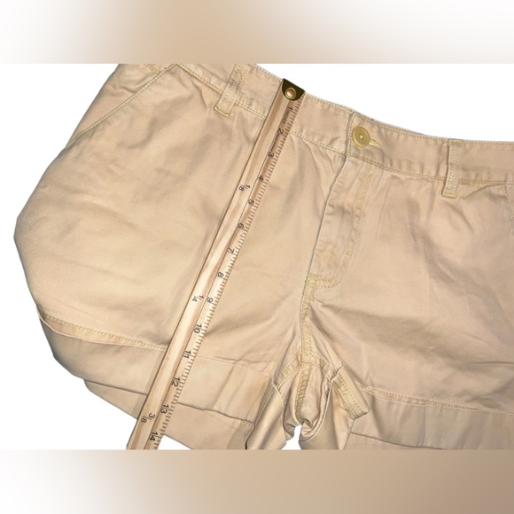 L.L. Bean Khaki Shorts size 14 100% COTTON - Picture 3 of 5